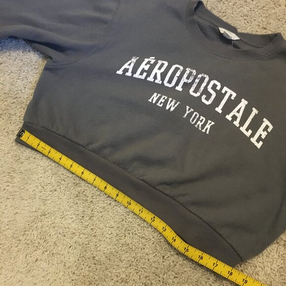 Soft Grey Preppy Aeropostale Cropped Fleecy Cotton Varsity Pullover Sweater - Picture 13 of 15
